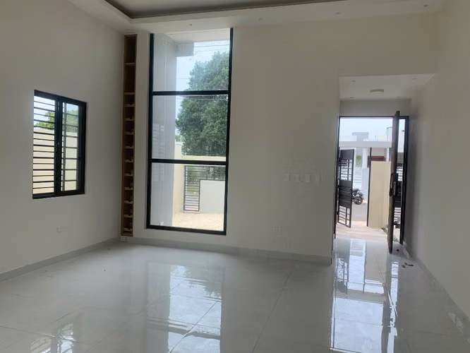 Hermosa casa en venta en La Romana - Imagen 5
