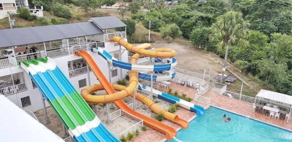 VENTA DE TERRENO IDEAL PARA VILLA CAMPO VERDE SAJOMA