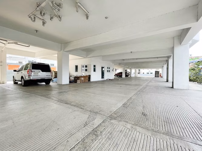 Edificio Completo para Venta y Alquiler. 4,000 m2 de construcción. 50 parqueos - Imagen 7