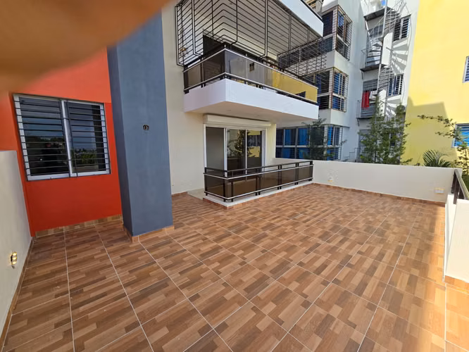2do piso con Terraza en Marañon a pasos de la Jacobo Majluta - Imagen 2