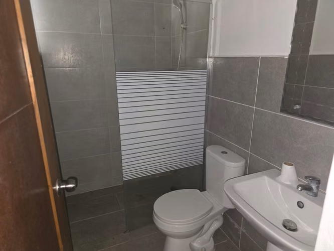 APARTAMENTO EN ALTOS DE ALAMEDA 1er NIVEL CON PATIO PRIVADO - Imagen 8