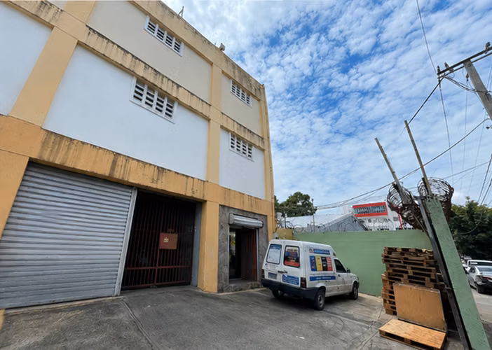 OPORTUNIDAD DE INVERSIÓN COMERCIAL EN ENSANCHE KENNEDY - Imagen 8