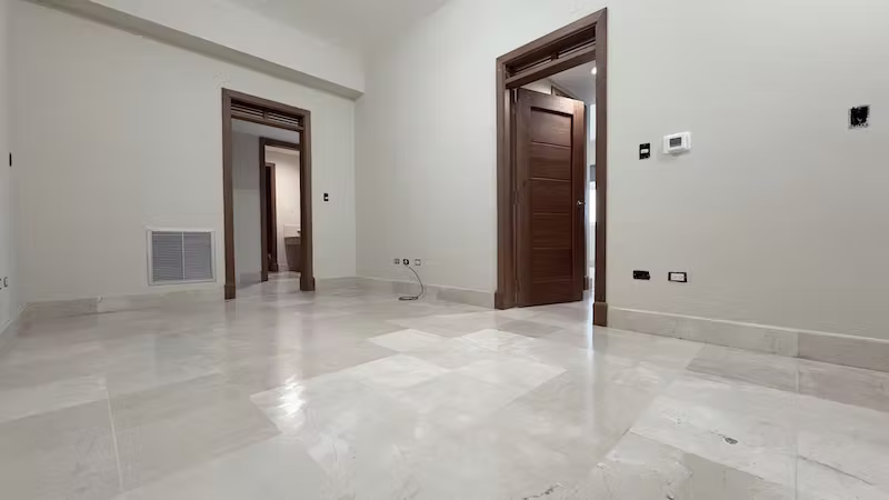 En Naco Apartamento en Alquiler de Tres habitaciones US$2,800.