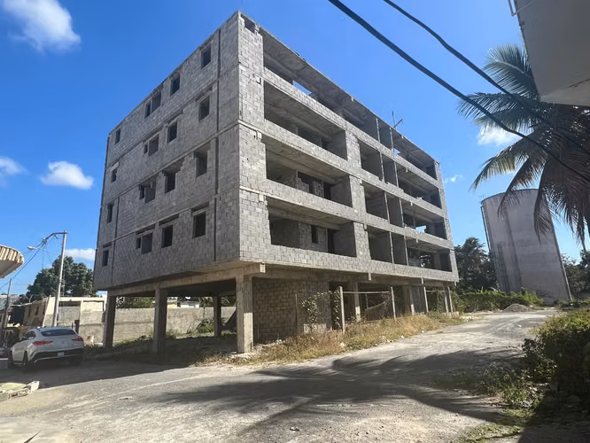 MEJORA DE EDIFICIO EN CONSTRUCCION LOS FRAILES