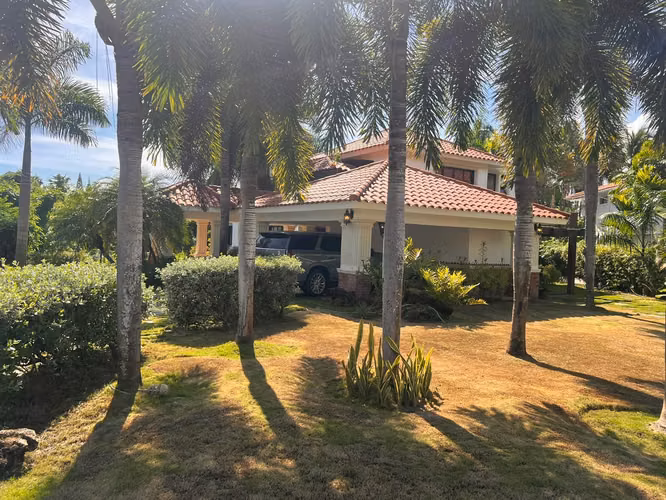 vendo Villa en juan dolio