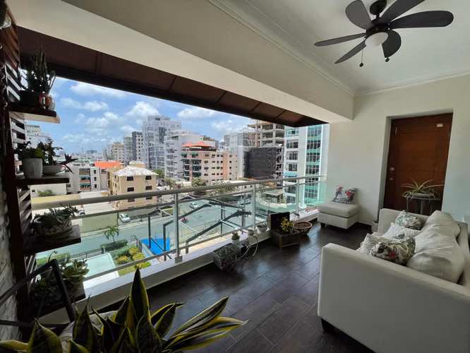 Apartamento en renta Evaristo morales amueblado - Imagen 4