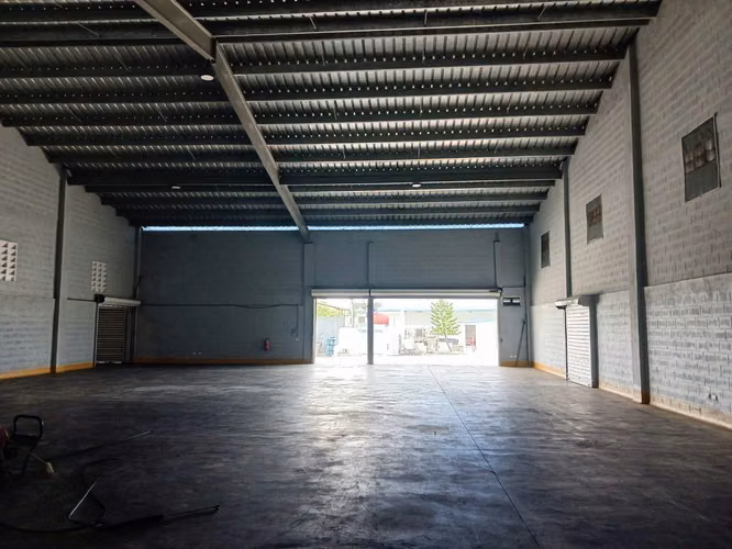 Nave en Alquiler Autopista Circunvalación - Imagen 4
