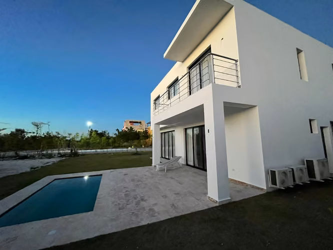 Vendo villa en punta cana