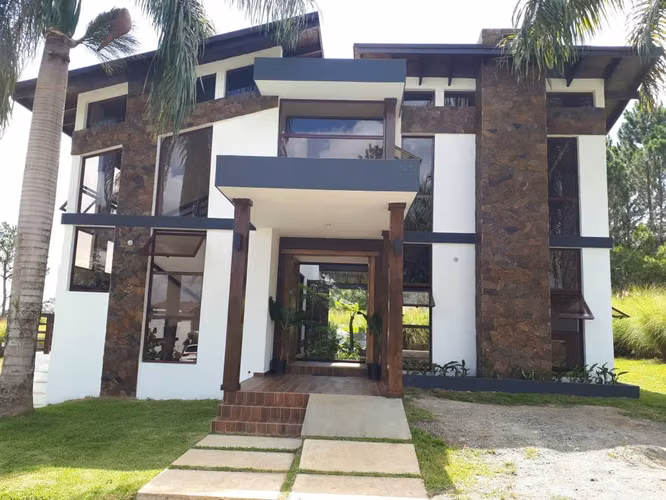 Villa de 4 habitaciones en Jarabacoa - Imagen 2