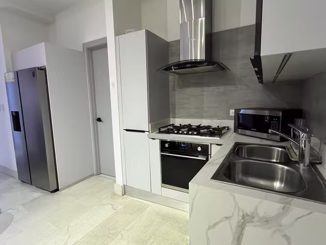 Apartamento en Alquiler en Piantini Amueblado de DOS Habitaciones - Imagen 4