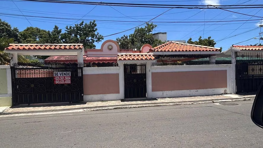 CASA EN VENTA ALMA ROSA II