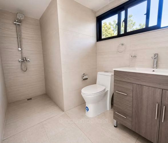 Apartamento en venta de 3 habitaciones 1 parqueo en Evaristo Morales - Imagen 6
