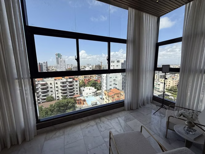 PENTHOUSE DE LUJO TRIPLEX AMOBLADO EN ALMA ROSA - Imagen 3