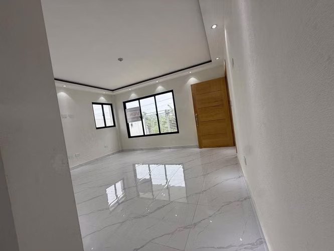 Edificio de apartamentos en venta 4 unidades disponibles