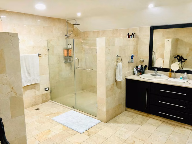 Amplio Penthouse de 3 Habitaciones en Venta | Arroyo Hondo - Imagen 5