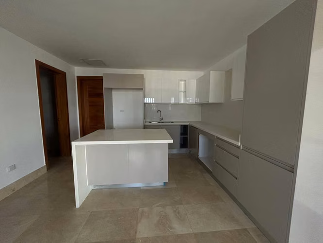 Pent-house en venta de 2 niveles en el Ensanche Paraíso - Imagen 3