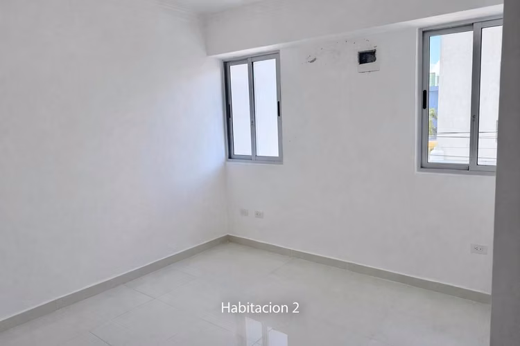 Apartamento de 130 m² con amplia terraza privada en El Vergel