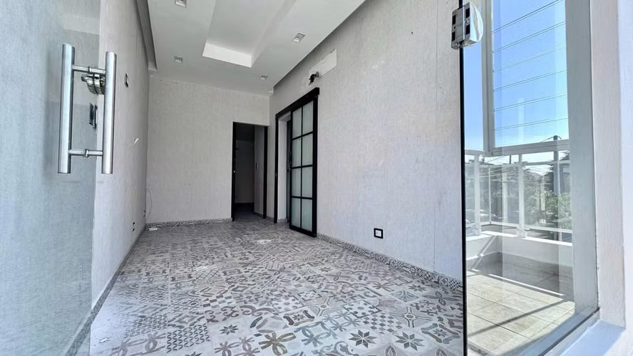 Local SEGUNDO PISO en alquiler en Evaristo Morales - Imagen 4