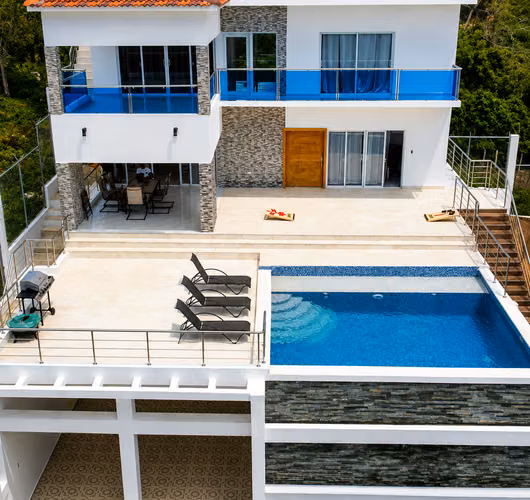 Espectacular Villa con Vista al Mar en Venta en Río San Juan - Imagen 2