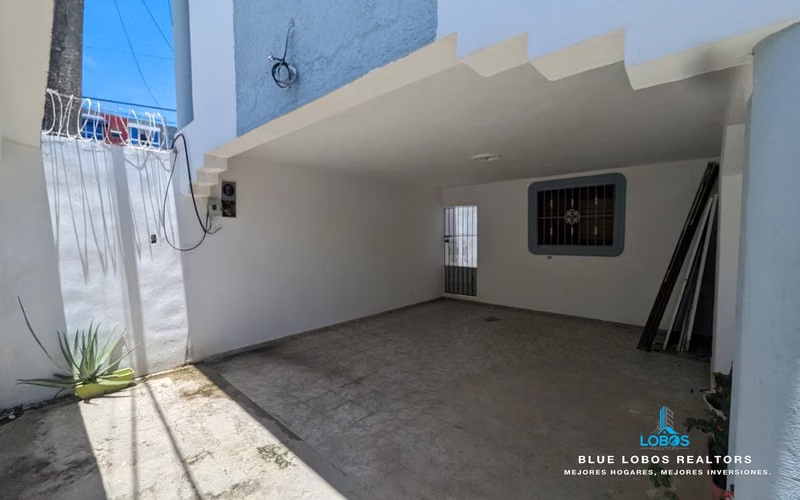 Casa en Esquina en RESIDENCIAL CERRADO Av Ecologica