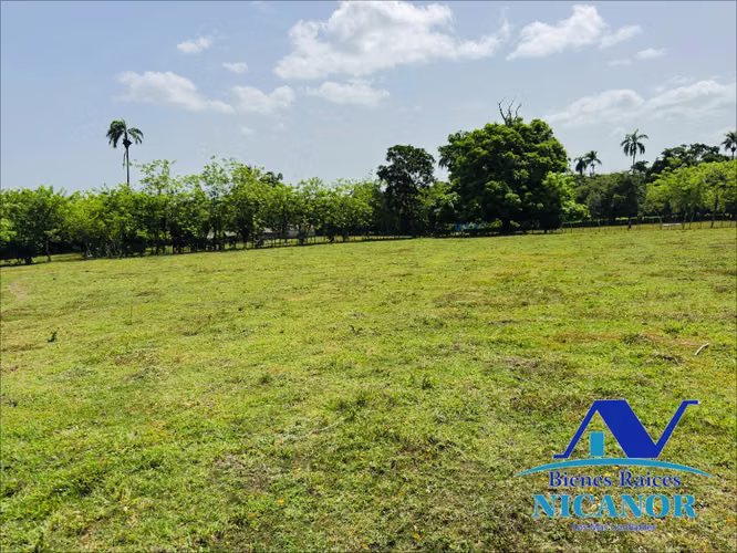 Finca Ganadera en venta de 825 tareas