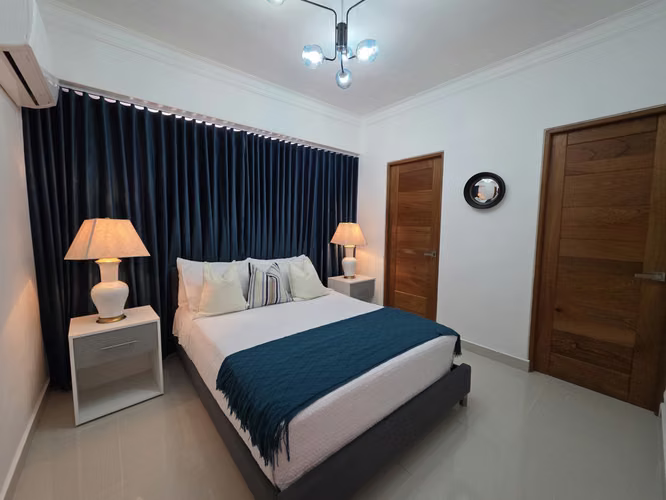 Apartamento En Alquiler De 1 Habitación Y 2 Baños En Piantini - Imagen 4