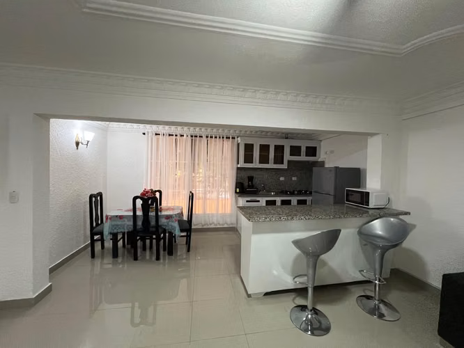 APARTAMENTO AMUEBLADO CON PISCINA EN RENTA EN COSTAMBAR