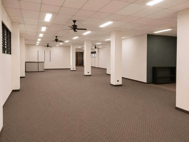 Two-story Corporate Building, 934 m2, for rent, Naco