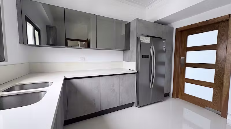 En Naco Apartamento de Dos Habitaciones y Estudio en Alquiler US$1,595. - Imagen 4
