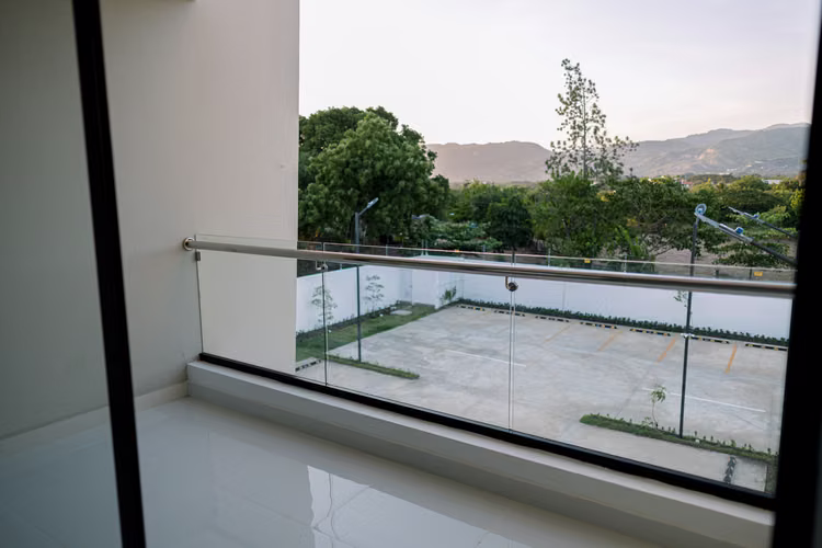 Oportunidad en Santiago: Aptos. Nuevos de 95 m² con Piscina | Vive o Invierte (HFA-256C) - Imagen 7