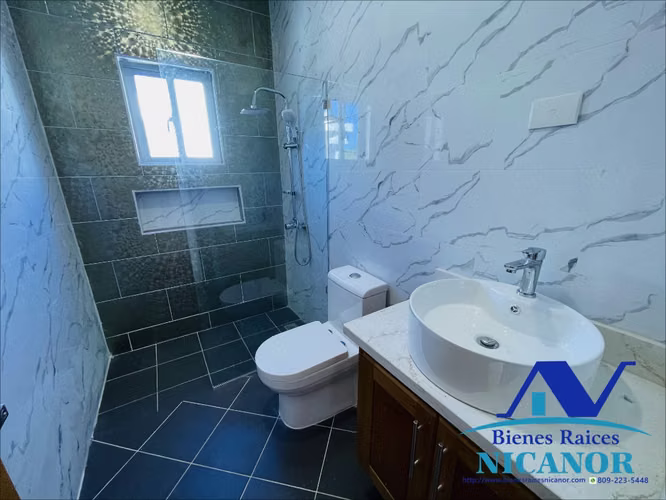 casa en residencial privado con terminacion de primera - Imagen 7