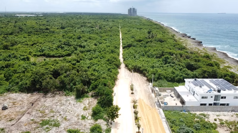En Juan Dolio Terreno en Venta 750 m2. - Imagen 2