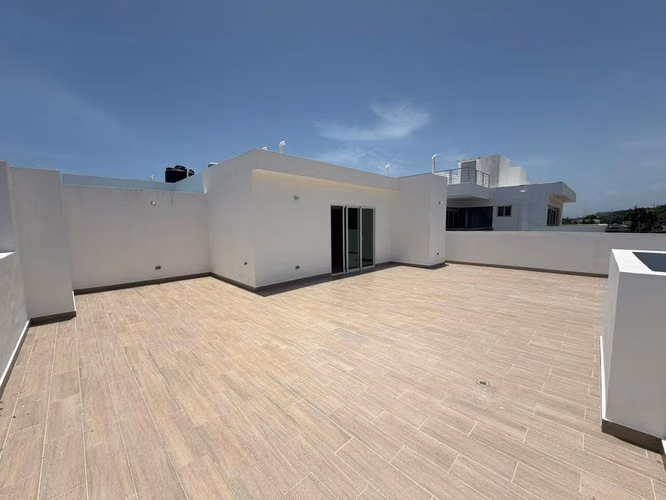Penthouse en Venta con amplia terraza - Imagen 7