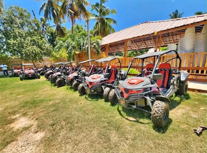  ¡Oportunidad de Negocio! Lote de 9 TrailMaster Blazer 200R 2023 por solo US$30,000