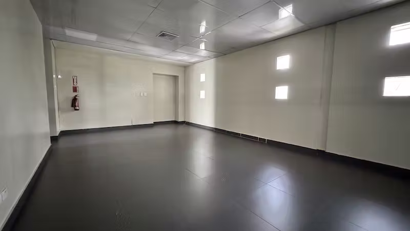 En Naco Oficina en Alquiler 400 m2 en US$11,000. - Imagen 7
