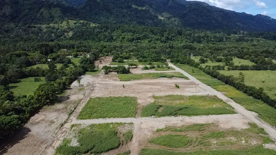 SOLARES DE VENTA EN PROYECTO ECOTURISTICO DE BONAO