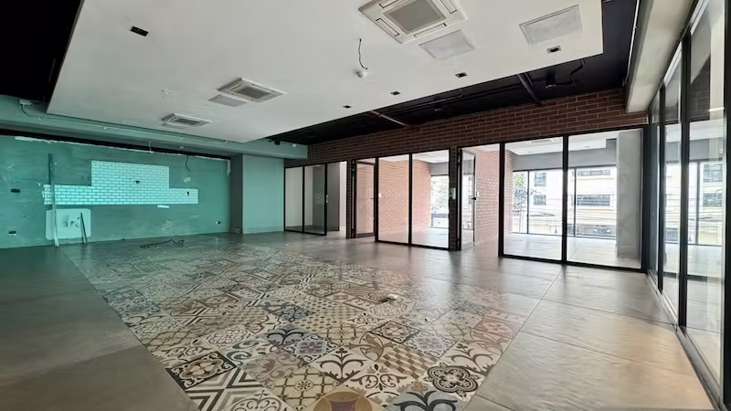 En Serralles Oficina en Venta en Torre Corporativa US$685,000.