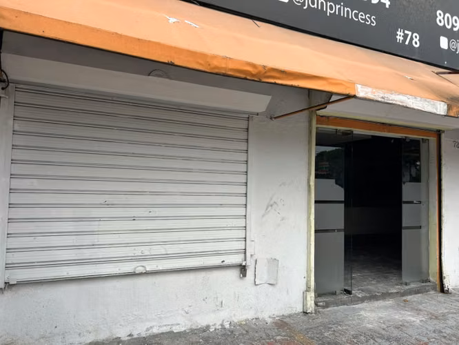 Local Comercial en Alquiler | Los Prados – Av. Núñez de Cáceres