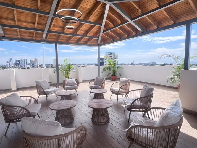 Apartamento Segundo Nivel tres habitaciones en Ens. Ozama - Imagen 5