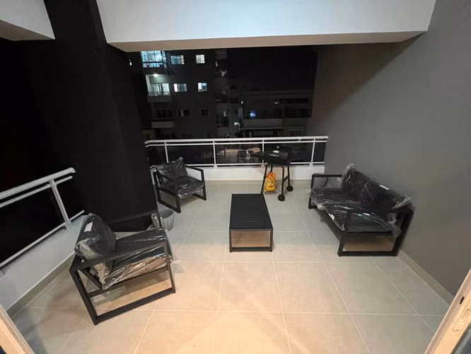 Apartamento de 2 Habitaciones en Venta en Evaristo Morales
