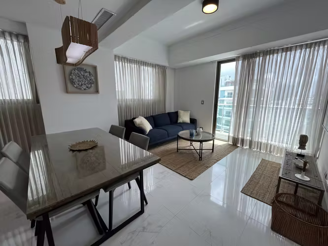 Apartamento en Alquiler en Piantini Amueblado de UNA Habitación
