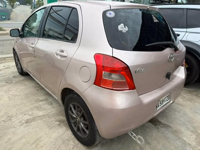 Toyota Vitz año 2007