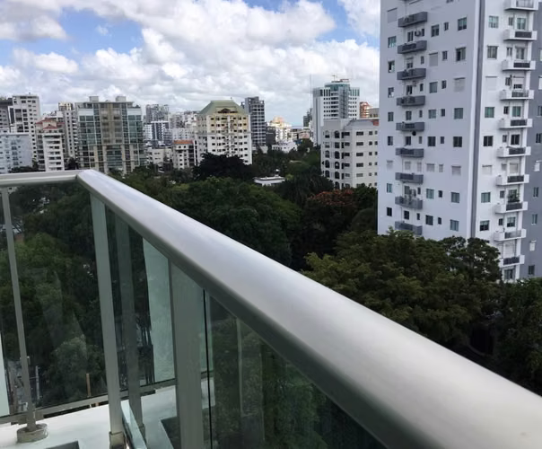 Apartamento En Alquiler De 1 Habitación Y 2 Baños En Piantini - Imagen 4