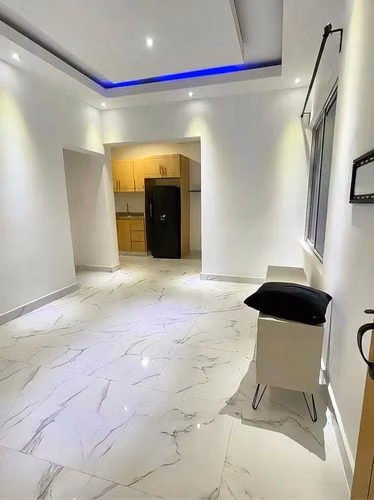 alquiler de apartamento en corales del sur, 2 habitaciones y patio