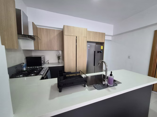 Apartamento en alquiler El Vergel, 2 hab, Amoblado - Imagen 2