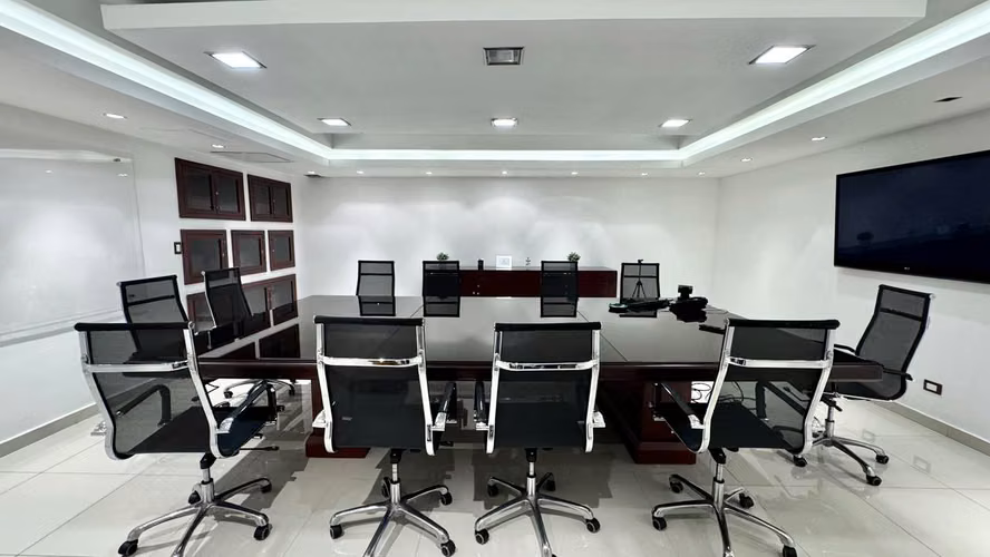 Edificio corporativo / local comercial en venta en El Vergel - Imagen 2