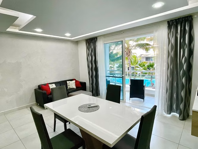 ¡Tu Paraíso a 10 Minutos de la Playa! | Apartamento Amueblado en Dominicus - Imagen 3