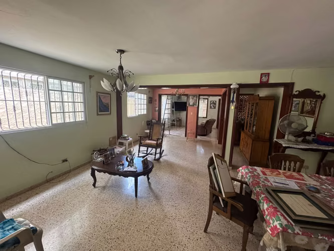 VENDO CASA EN LOS RESTAURADORES - Imagen 3