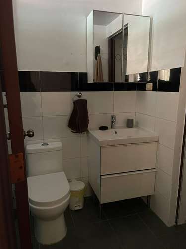 Apto amueblado 2do piso c/ terraza y jacuzzi privado en Naco - Imagen 9