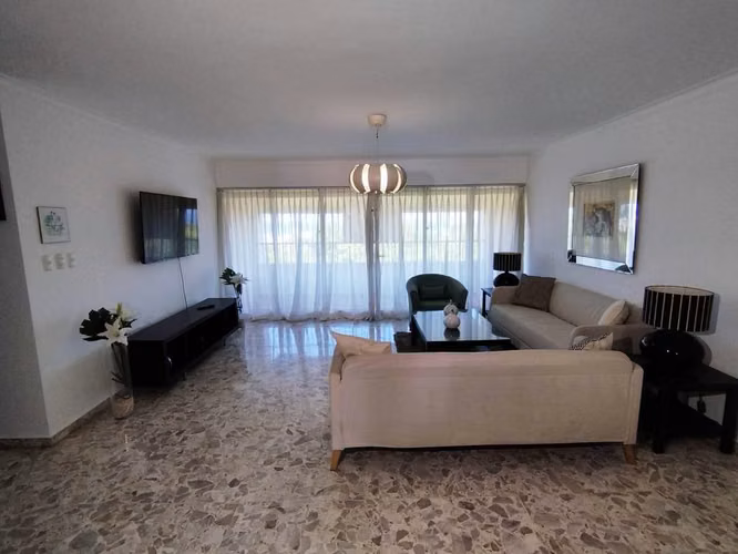 Apartamento en renta amueblado de 3 habitaciones en Los Cacicasgoz